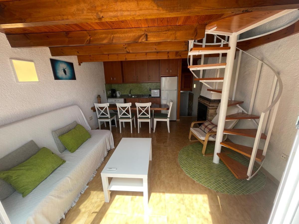 Playa Del Sol, 1 Frente Al Mar, By Bookindenia Appartement